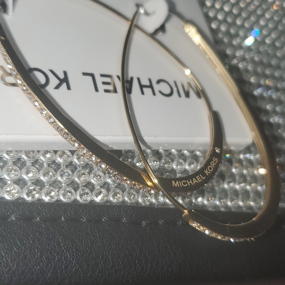 SOLD BETY/MK Gold Crystal Pave' Oval Oblong Hoop E - Picture 4 of 9